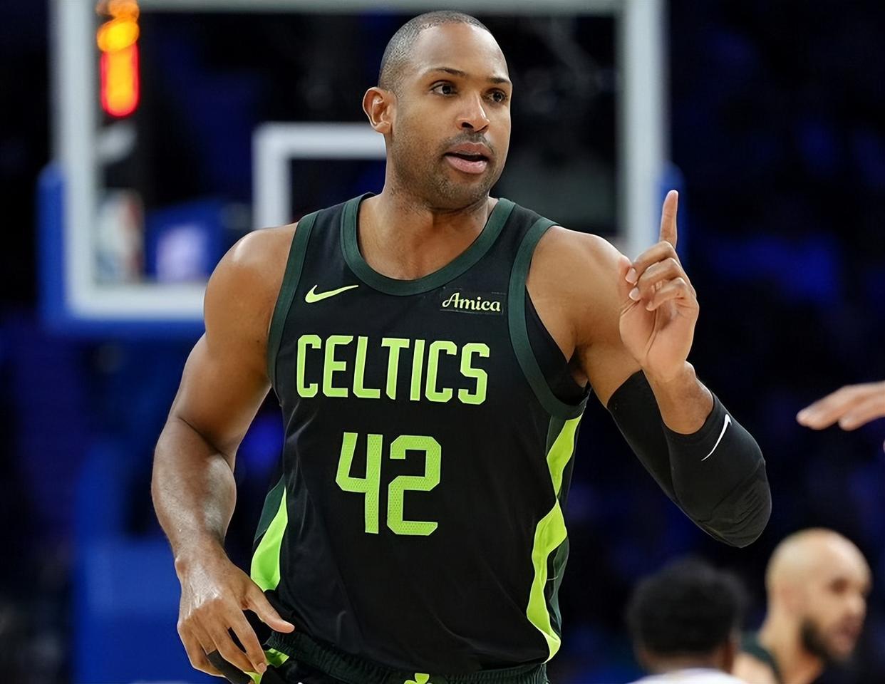 包含国际比赛日NBA总决赛焦点战；金州勇士主帅复盘；管理层满意；数据趋势出现新变化的词条-开云体育